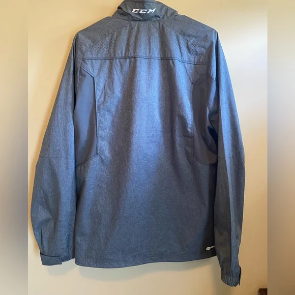 CCM Lightweight Rink Jacket - Picture 3 of 5